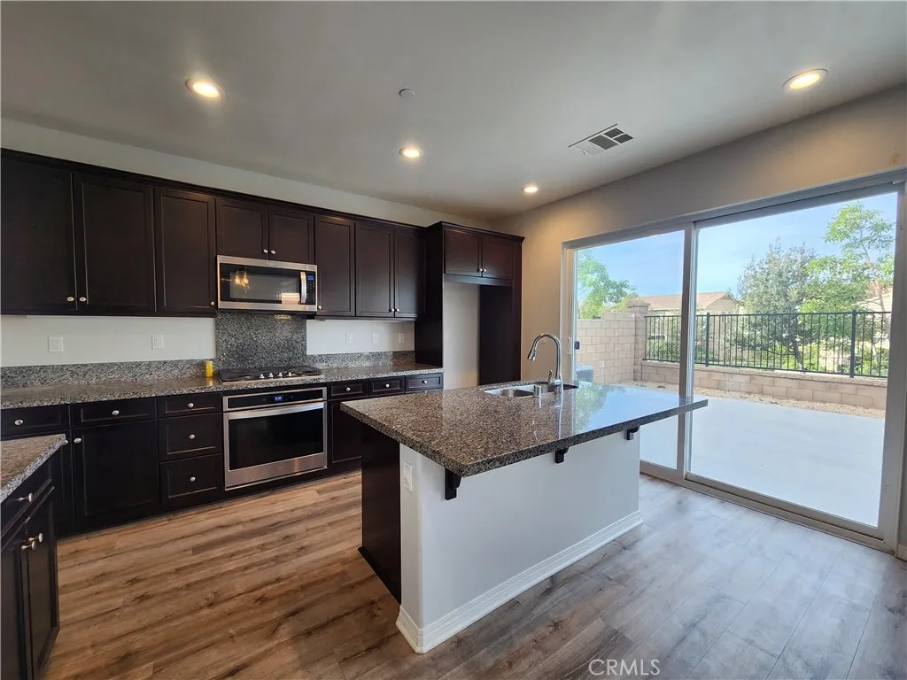 Additional image 7 of 6338 Creekstone Way, Fontana, CA 92336
