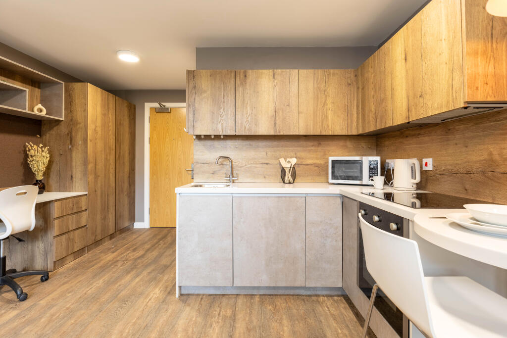 Additional image 4 of 800 Bristol Road, Birmingham , B29 6NA