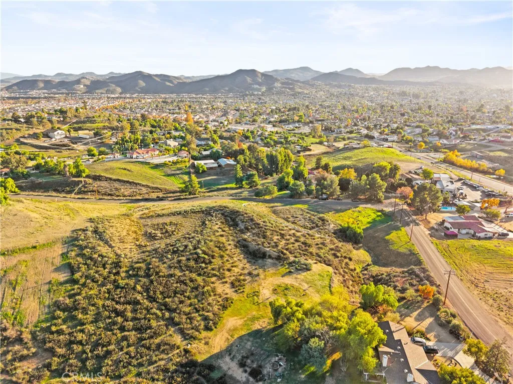 Additional image 8 of 23930 Beverly Dr, Menifee, CA 92587