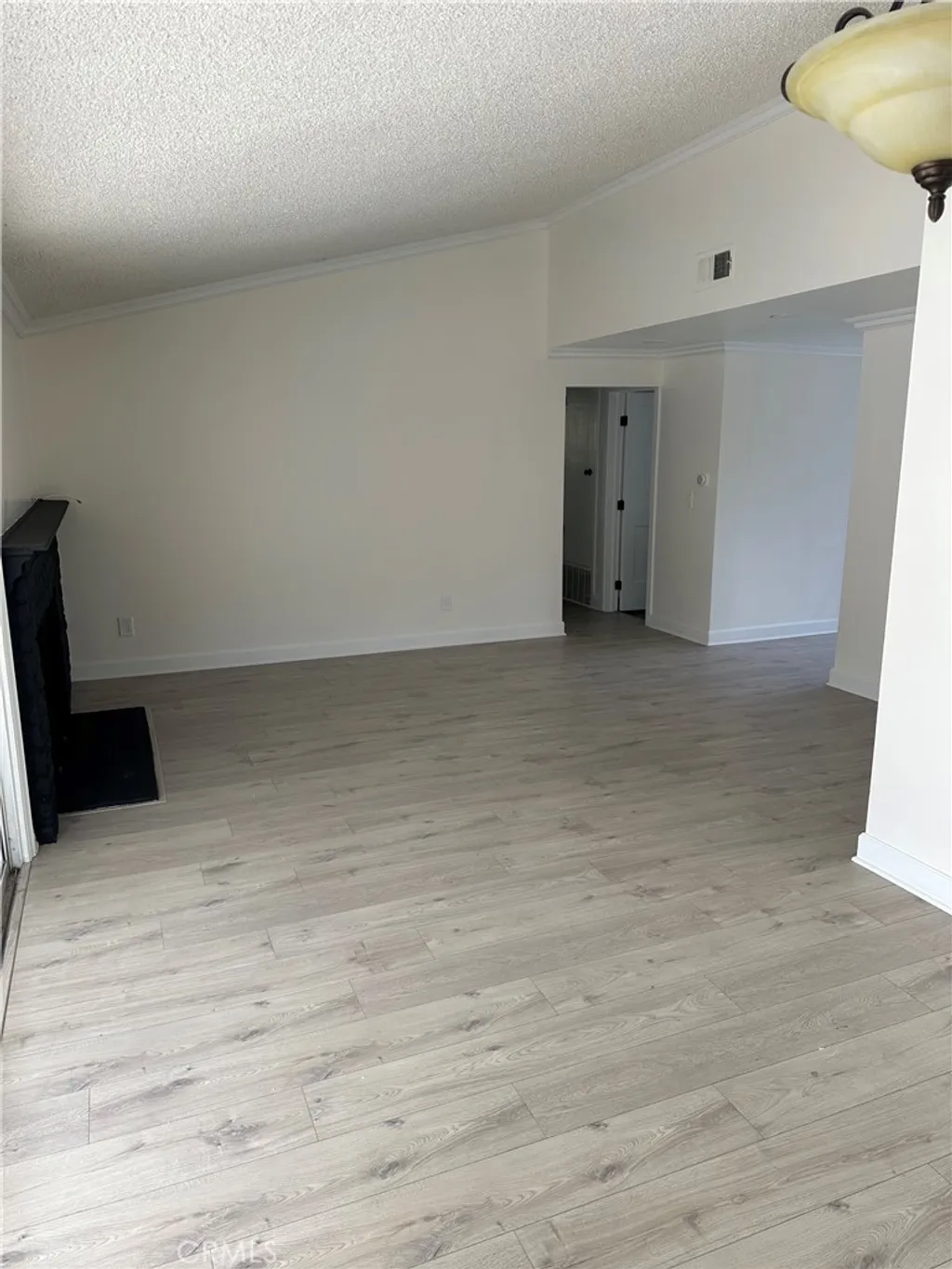 Additional image 7 of 9511 Hayvenhurst Alley, Northridge, CA 91343