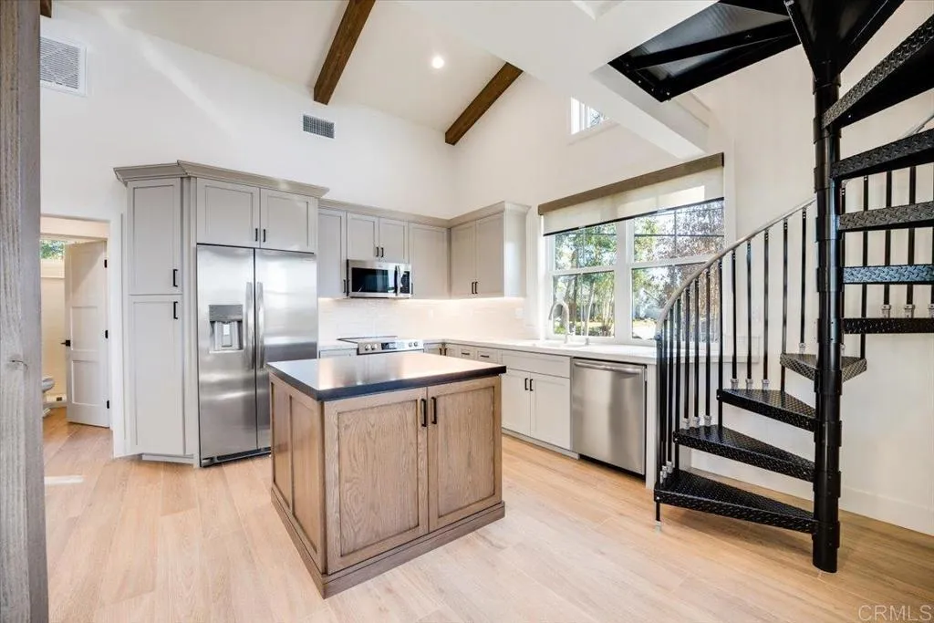 Additional image 33 of 331 D Street, Ramona, CA 92065