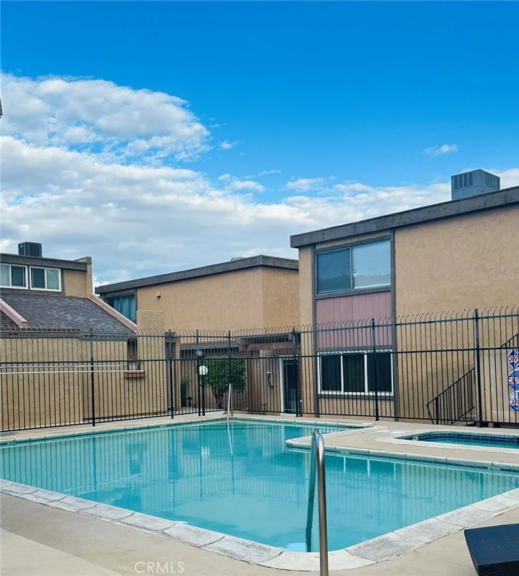 Additional image 21 of 2700 N Brea Blvd Unit 24, Fullerton, CA 92835