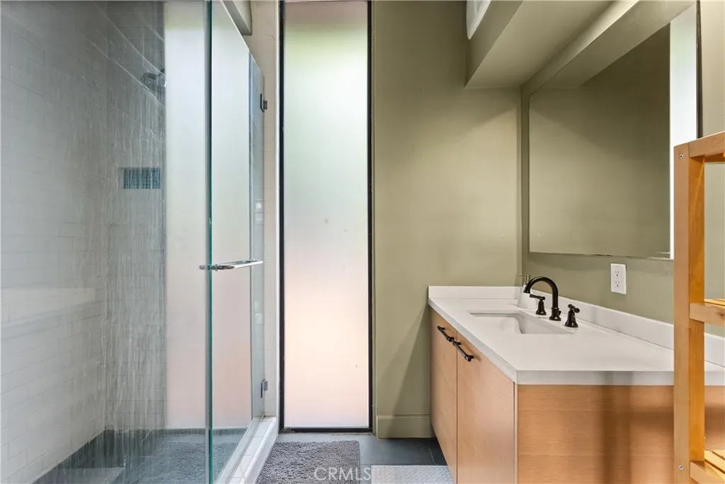 Additional image 16 of 3339 N Knoll Drive, Los Angeles, CA 90068