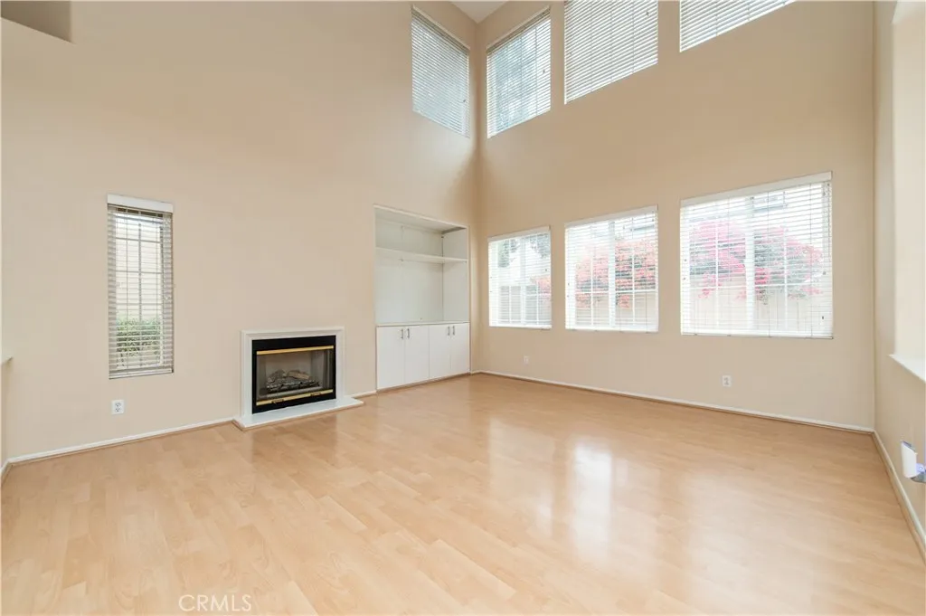 Additional image 3 of 31 Bradford, Irvine, CA 92602