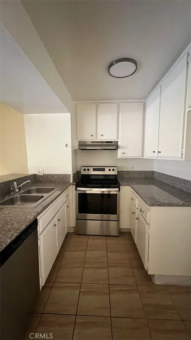 Additional image 33 of 15425 Sherman Way Unit 101, Van Nuys, CA 91406