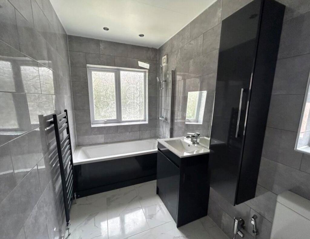 Additional image 6 of Measham Grove, Birmingham, West Midlands, B26