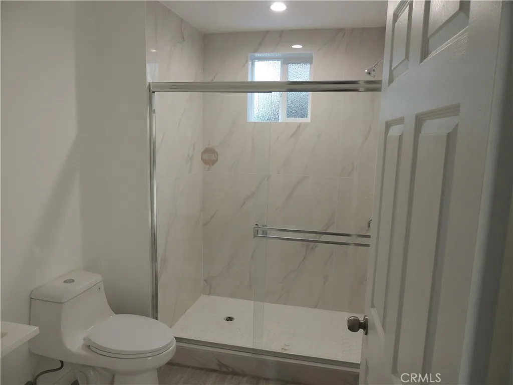 Additional image 9 of 22735 Del Valle Street Unit 2, Woodland Hills, CA 91364