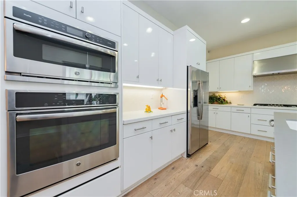 Additional image 73 of 103 Newall, Irvine, CA 92618