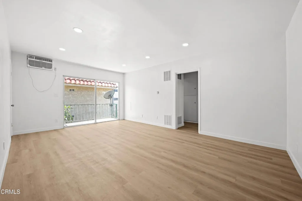 Additional image 8 of 121 S Chester Avenue Unit 12, Pasadena, CA 91106