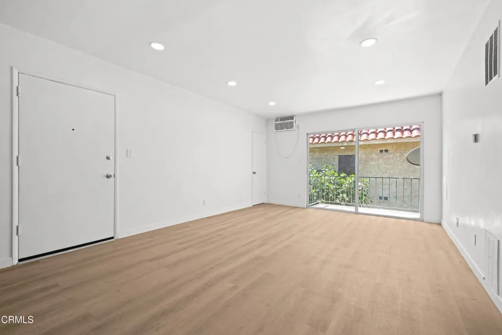 Additional image 6 of 121 S Chester Avenue Unit 12, Pasadena, CA 91106