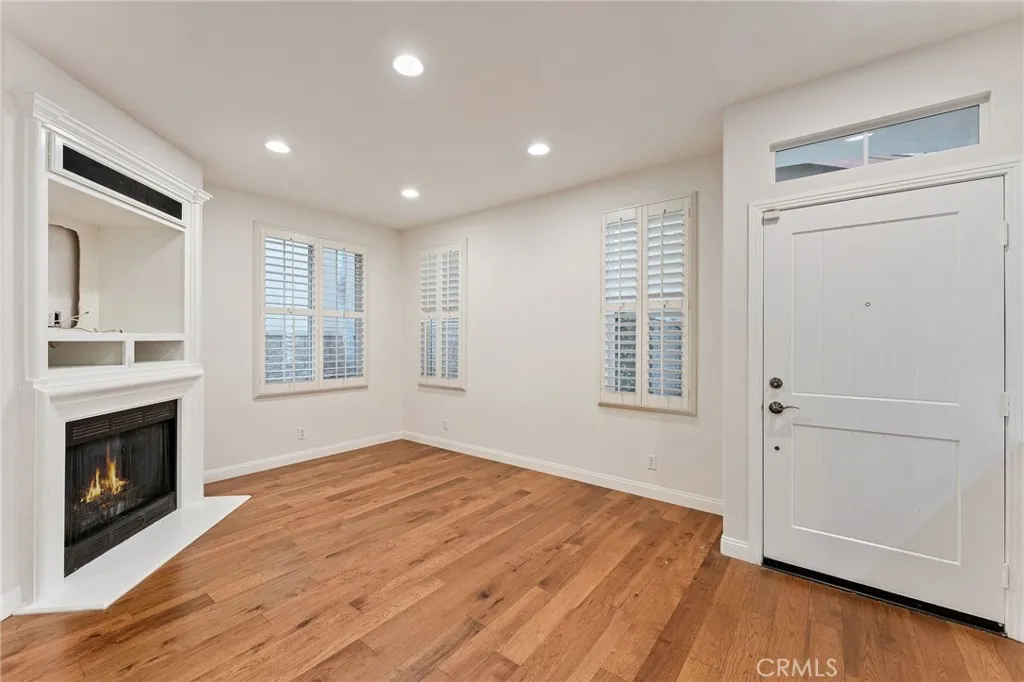 Additional image 9 of 204 Windy Ln, Tustin, CA 92782