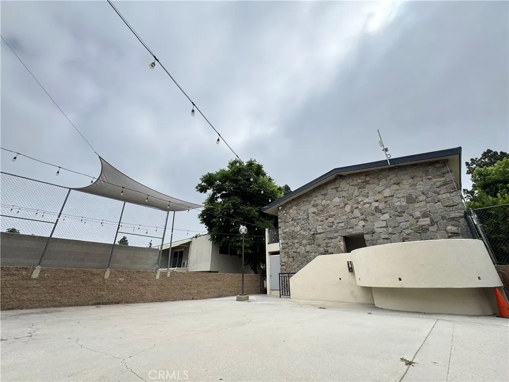 Additional image 68 of 251 N Oakland Ave Unit 10, Pasadena, CA 91101