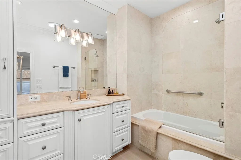 Additional image 19 of 1 Rue Fontainbleau, Newport Beach, CA 92660