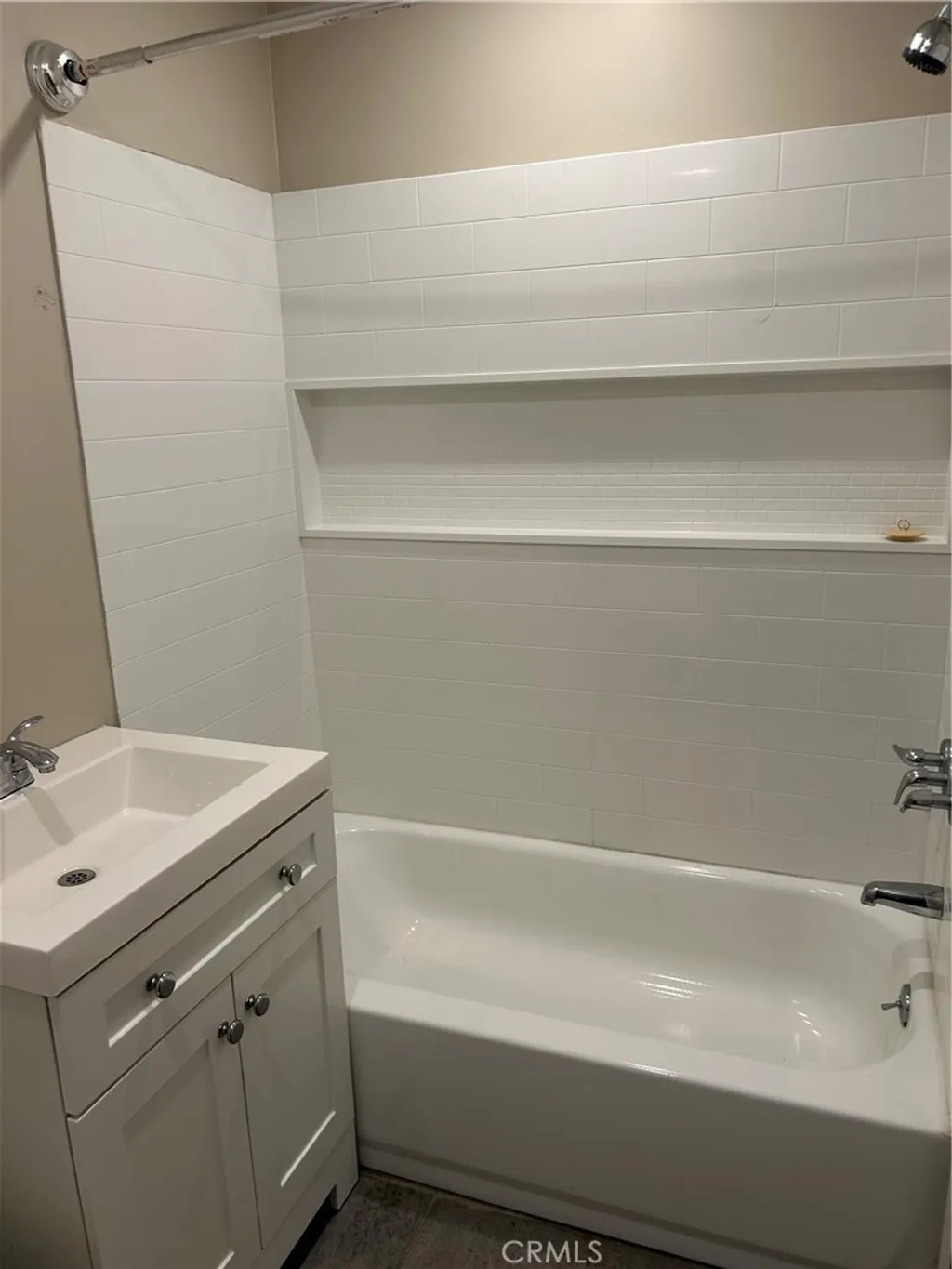 Additional image 9 of 12008 Roscoe Blvd, North Hollywood, CA 91605