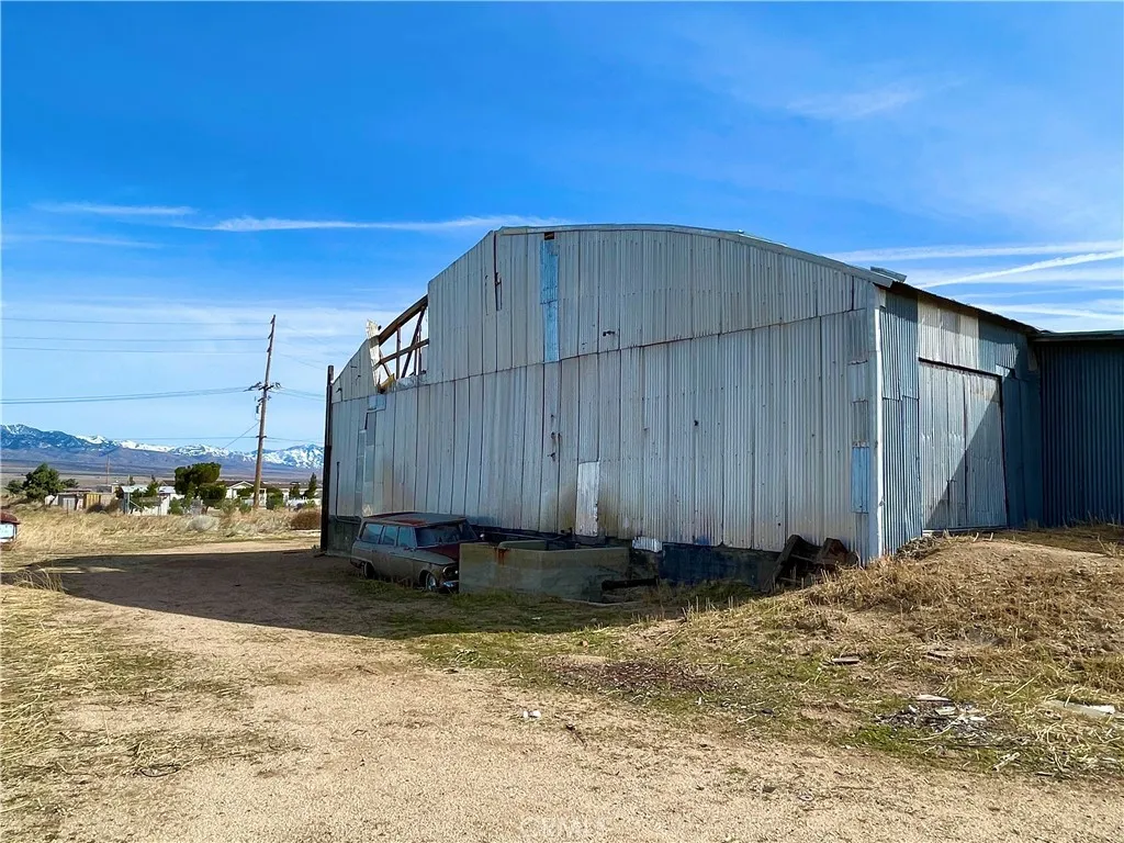 Additional image 4 of 49357 W. Avenue D, Lake Hughes, CA 93536