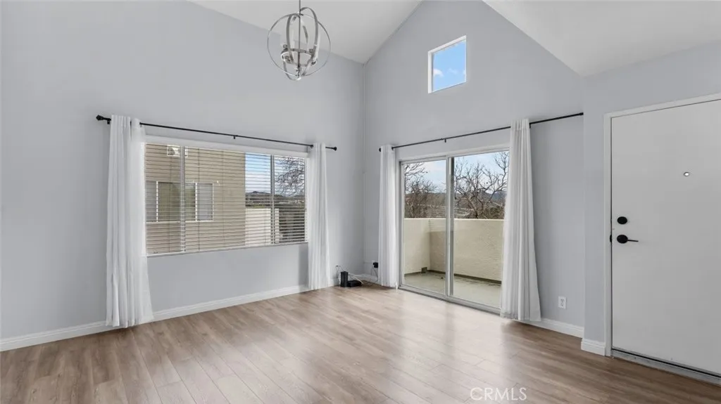 Additional image 9 of 24491 Valle Del Oro Unit 201, Newhall, CA 91321