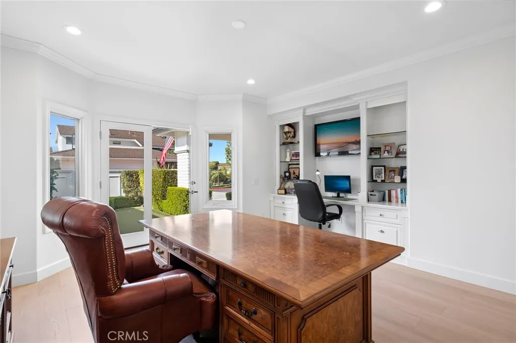 Additional image 18 of 1 Rue Fontainbleau, Newport Beach, CA 92660