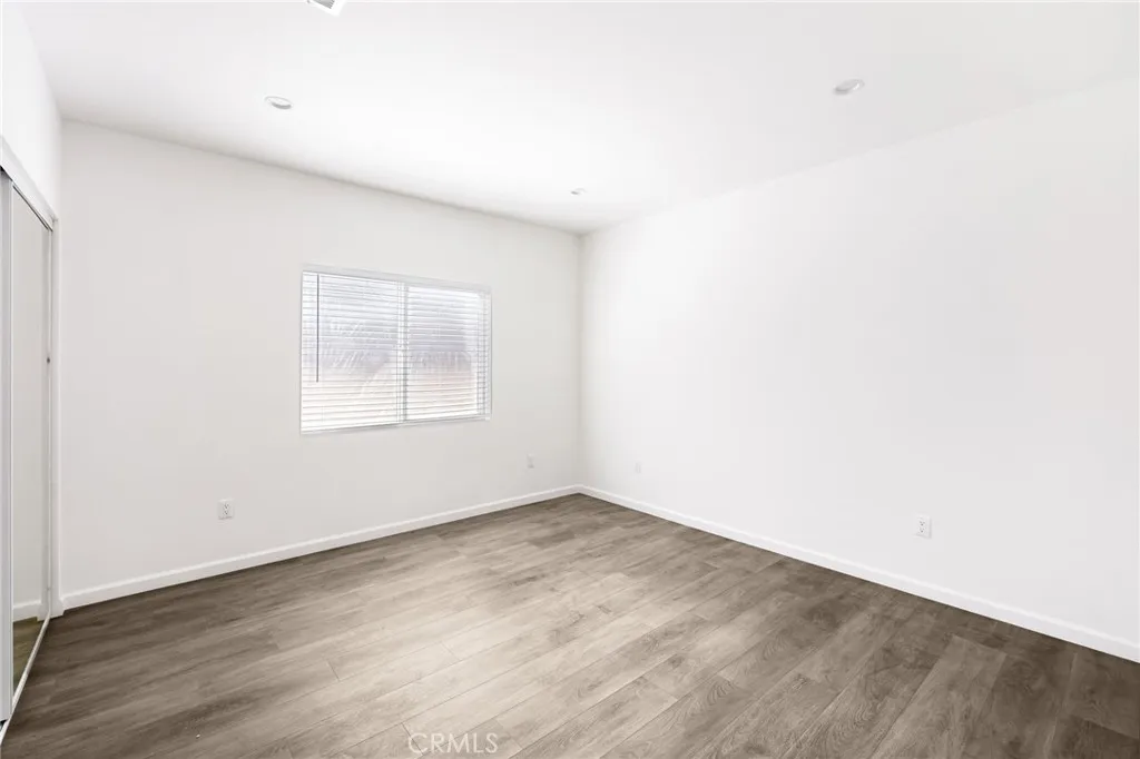 Additional image 24 of 7044 White Oak Ave Unit A, Van Nuys, CA 91406