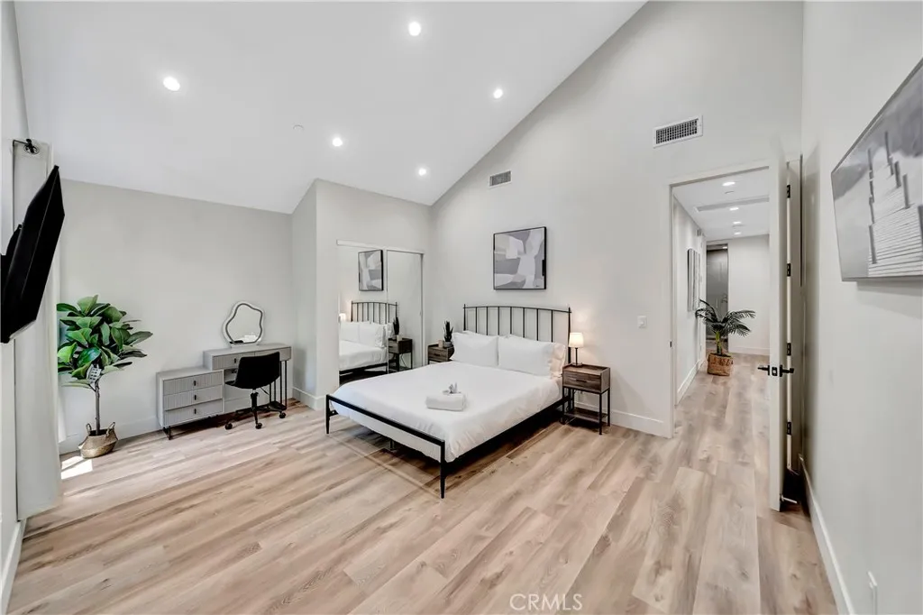 Additional image 72 of 6743 Colgate Avenue, Los Angeles, CA 90048