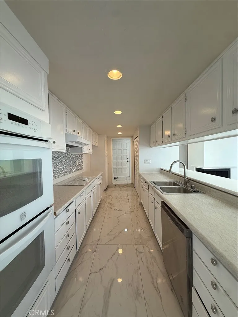 Additional image 13 of 575 Esplanade Unit 303, Redondo Beach, CA 90277