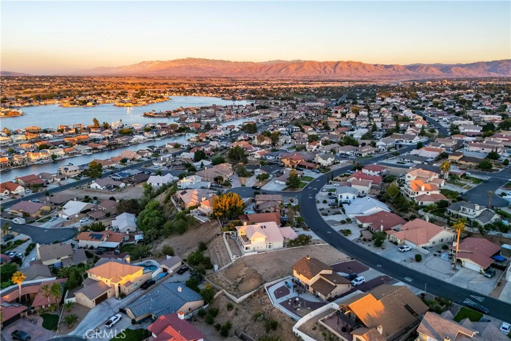 Additional image 5 of 13727 Chinquapin Dr, Victorville, CA 92395