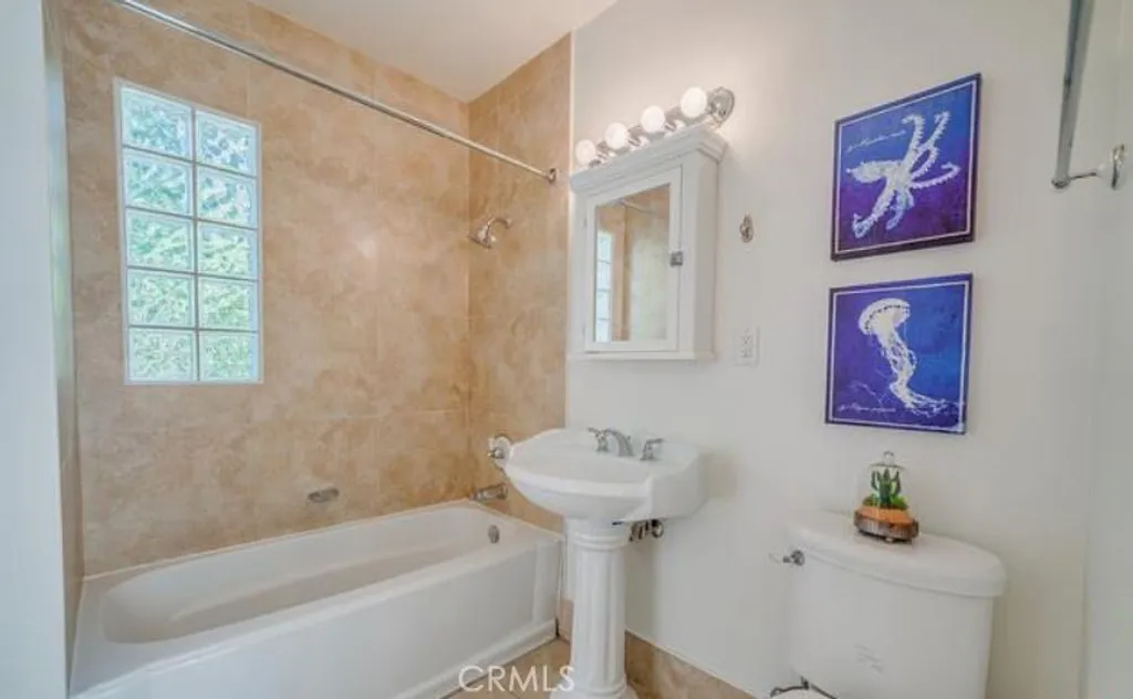 Additional image 18 of 1231 S St Andrews Pl, Los Angeles, CA 90019