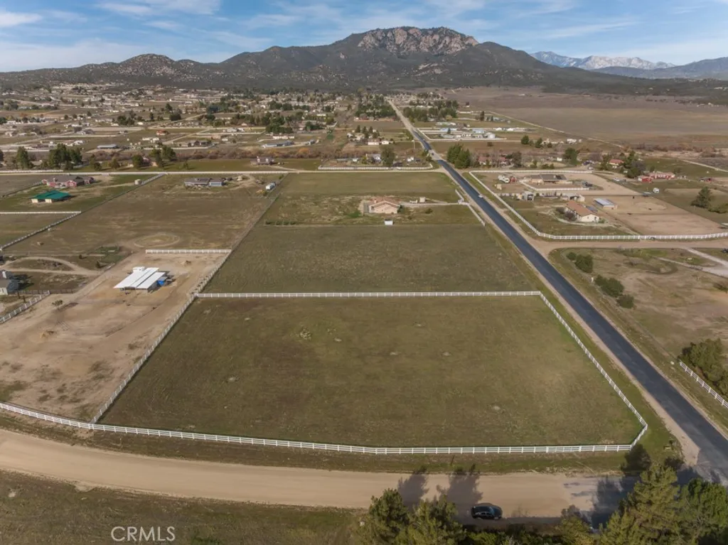 Additional image 10 of 300 Flightline Way, Aguanga, CA 92536