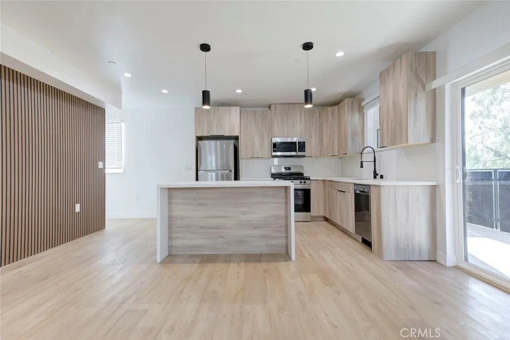 Additional image 6 of 5648 Cartwright Avenue, North Hollywood, CA 91601