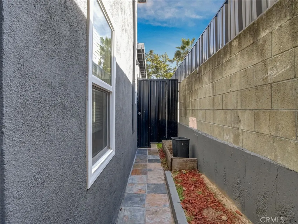 Additional image 70 of 985 Dexter Street, Los Angeles, CA 90042