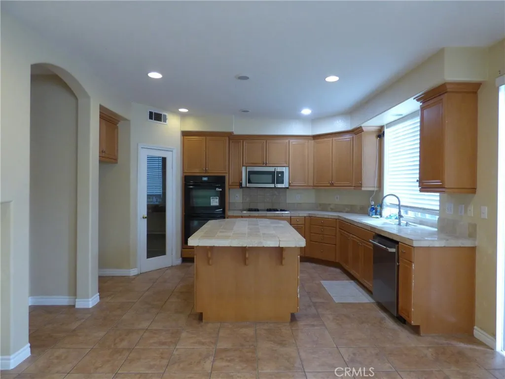 Additional image 13 of 7238 San Carmela Court, Rancho Cucamonga, CA 91739