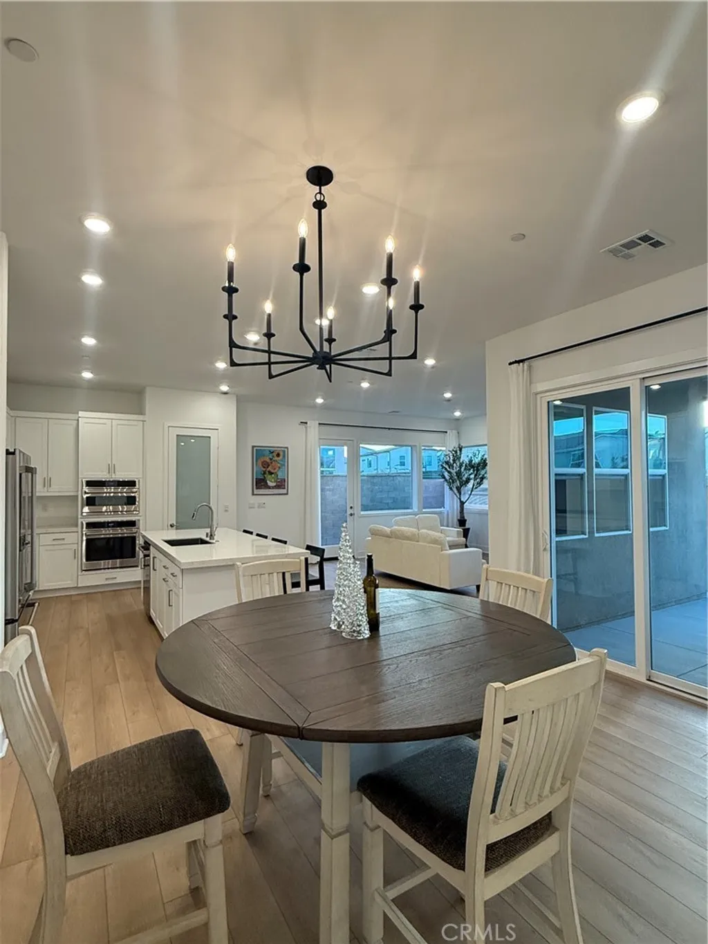 422 clipper, Irvine, CA 92618 photo 2