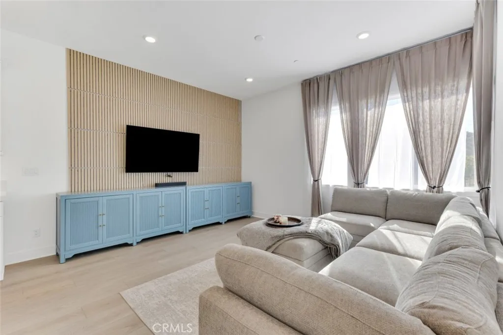 Additional image 8 of 26712 Afton Lane, Valencia, CA 91381