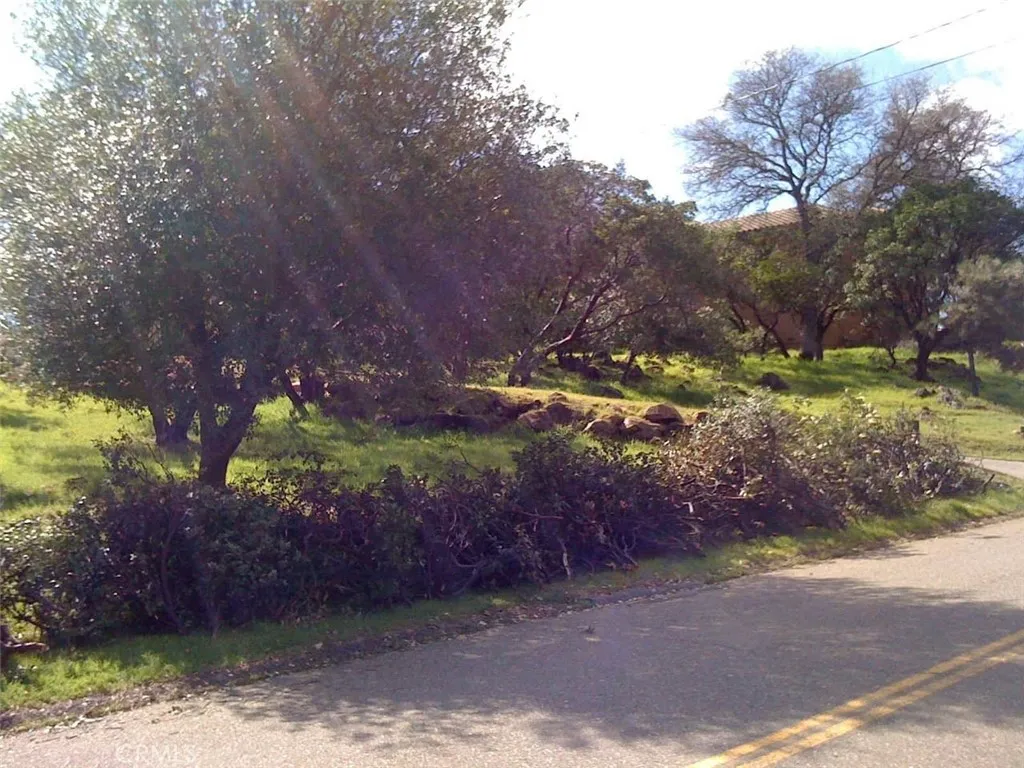 Additional image 10 of 18267 N Shore Drive, Hidden Valley Lake, CA 95467