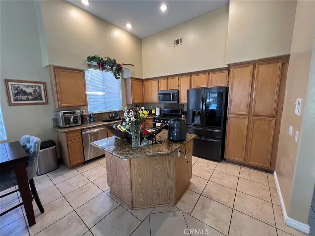 Additional image 14 of 1823 Church St, Redlands, CA 92374