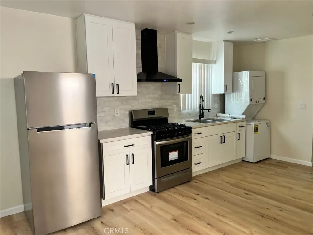 Additional image 9 of 2034 E 77th Street, Los Angeles, CA 90001