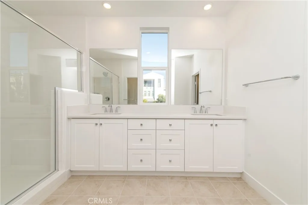 Additional image 21 of 466 Lobata, Irvine, CA 92618