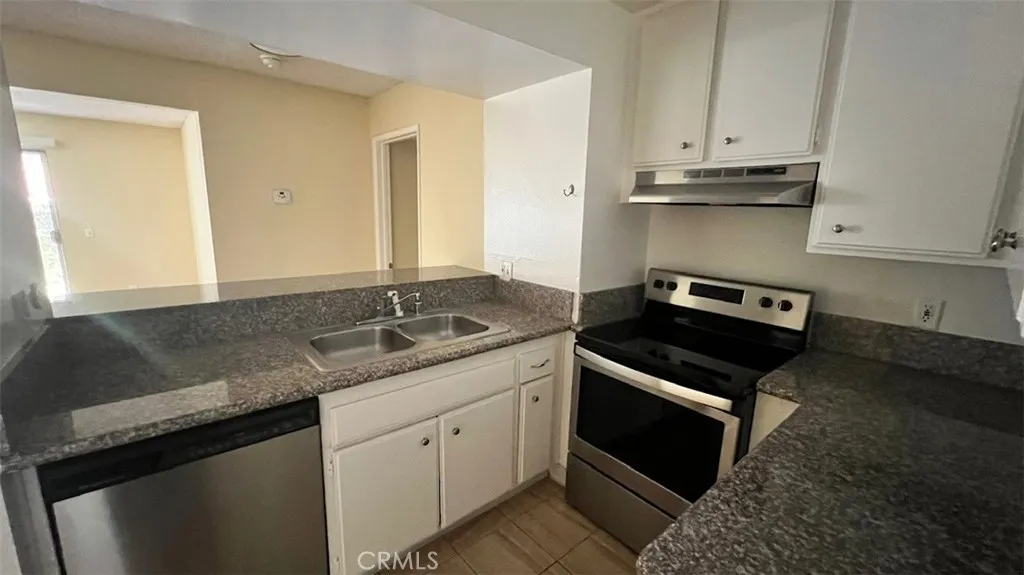 Additional image 22 of 15425 Sherman Way Unit 101, Van Nuys, CA 91406