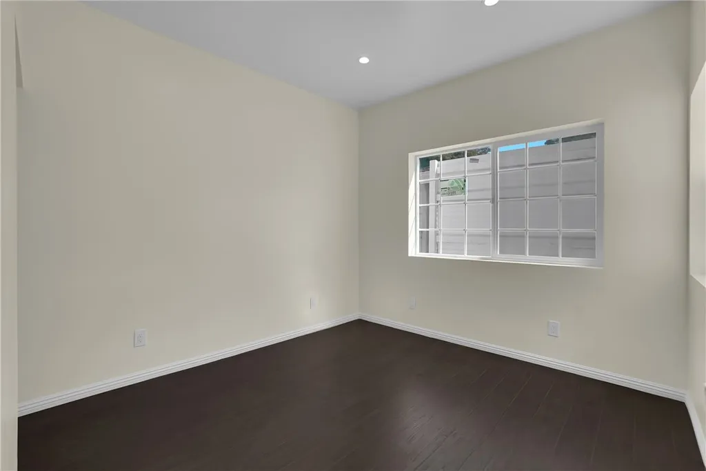 Additional image 20 of 23393 Schoolcraft Street, West Hills, CA 91307