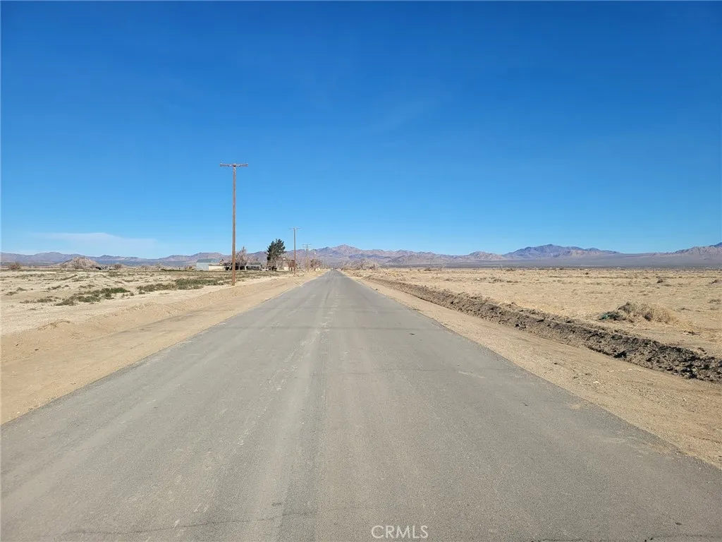 Additional image 13 of Locust, Lucerne Valley, CA 92356