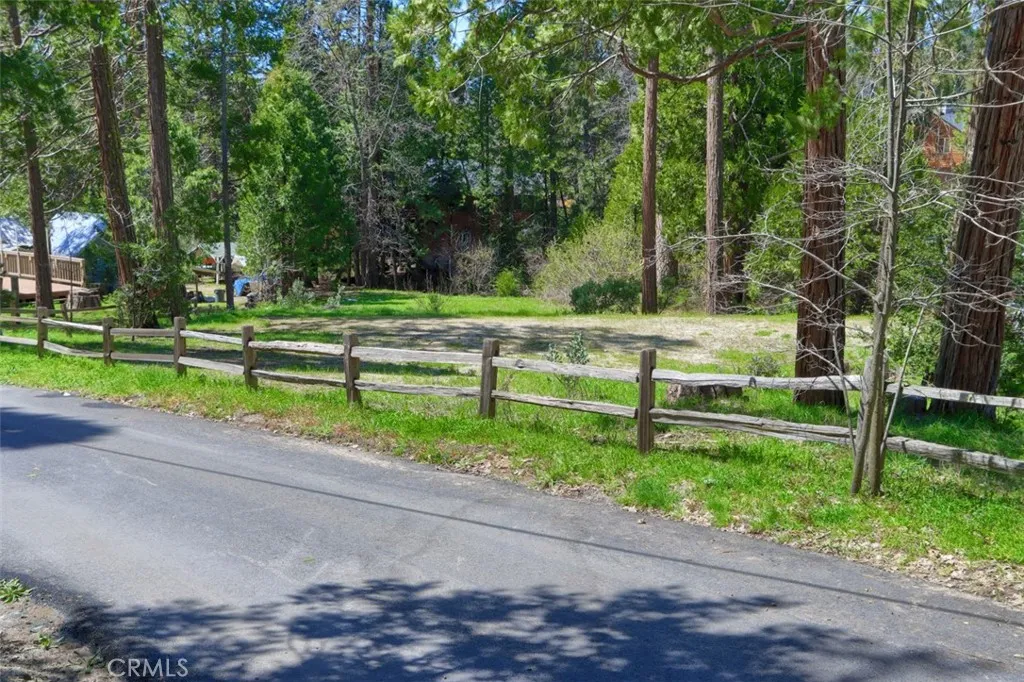 Additional image 22 of Dogwood Creek Drive, Bass Lake, CA 93604