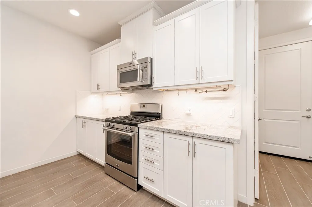 Additional image 24 of 407 Trailblaze, Irvine, CA 92618