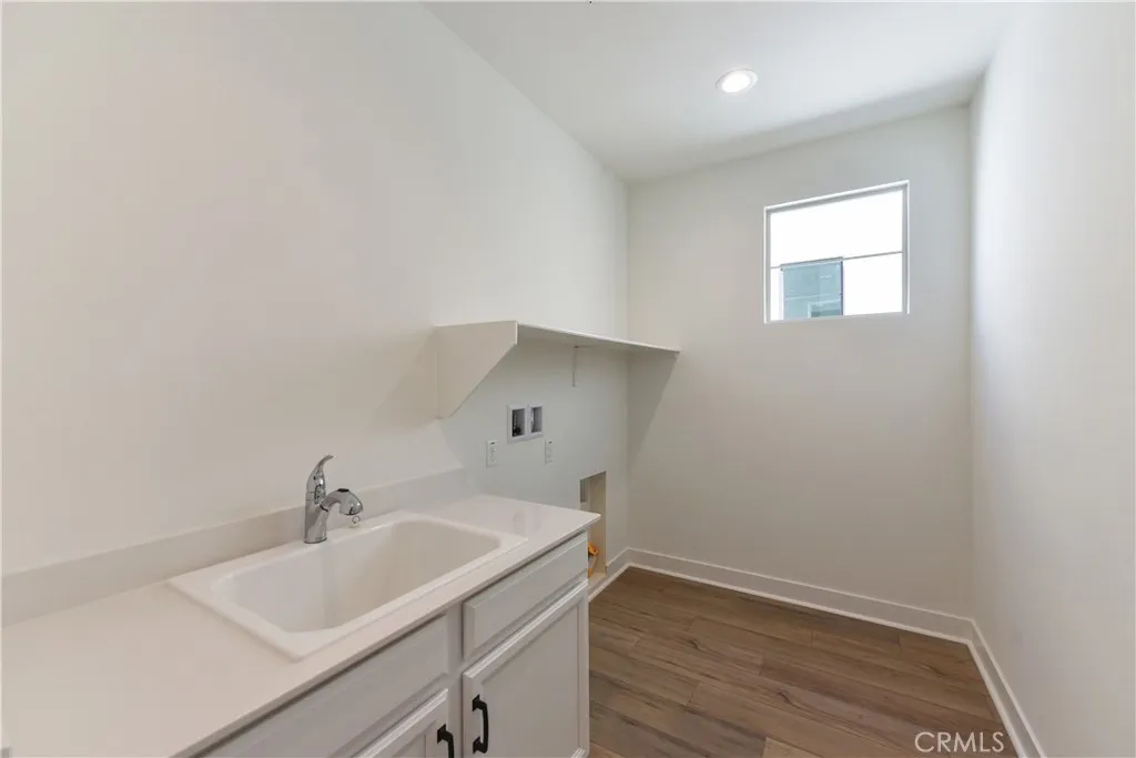 Additional image 70 of 162 Pattern, Irvine, CA 92618