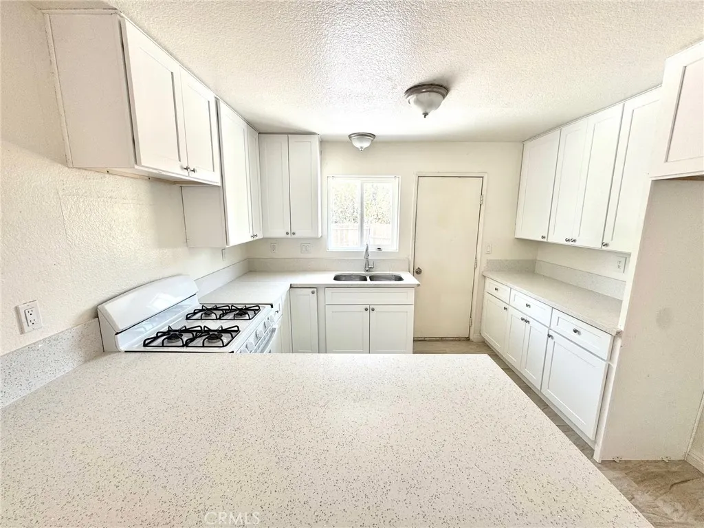 Additional image 14 of 16214 Juniper Street Unit 3c, Hesperia, CA 92345