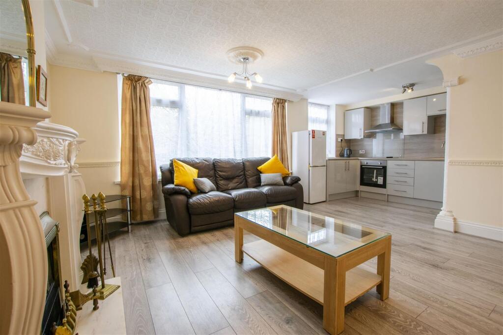 Additional image 4 of Arden Grove, Ladywood, Birmingham, West Midlands, B16