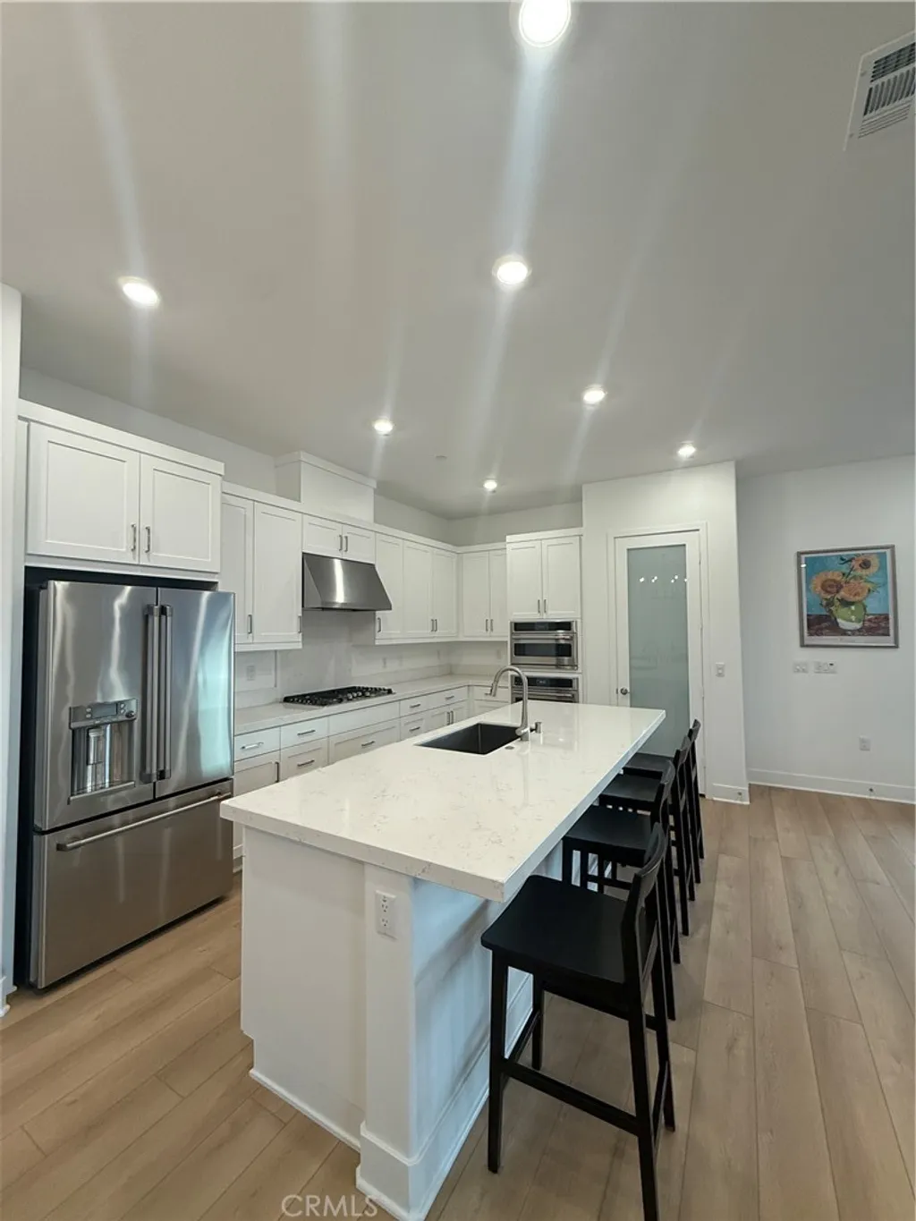 422 clipper, Irvine, CA 92618 photo 3