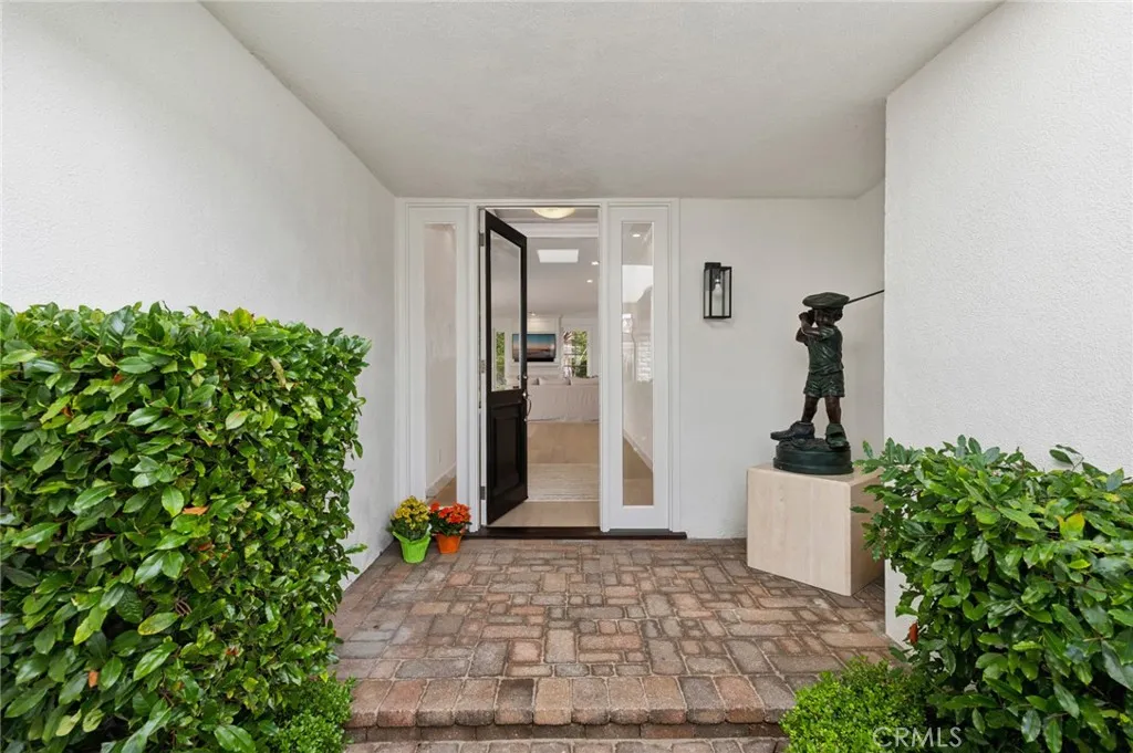 Additional image 3 of 1 Rue Fontainbleau, Newport Beach, CA 92660