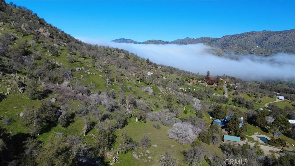 Additional image 2 of 37087 Pebble Ln, Squaw Valley, CA 93675