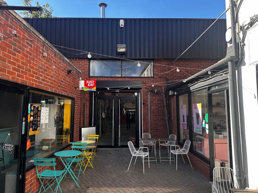 房产图片 8 - 金斯赫斯街高街，金斯法院5单元，伯明翰，B14 7JZ