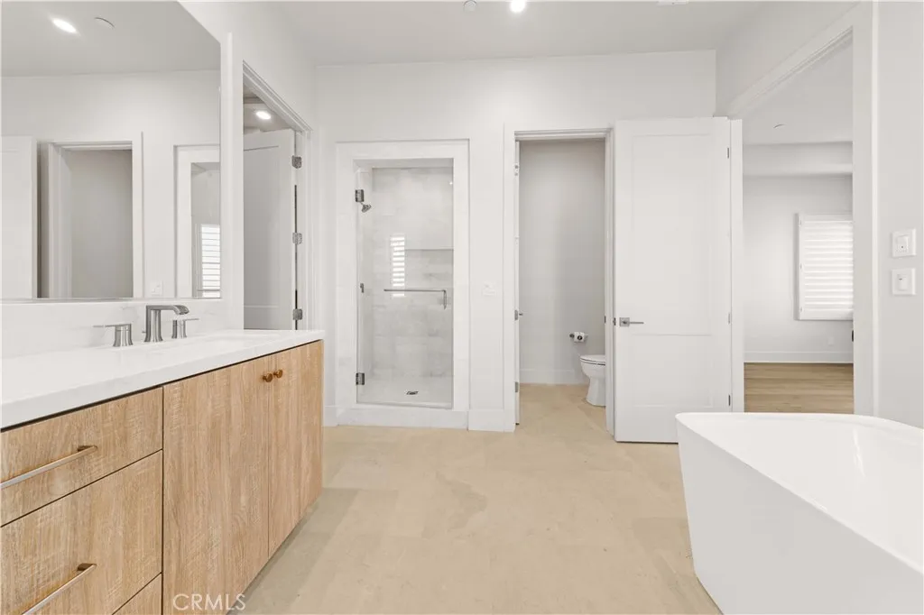 Additional image 102 of 233 Pinnacle, Irvine, CA 92602