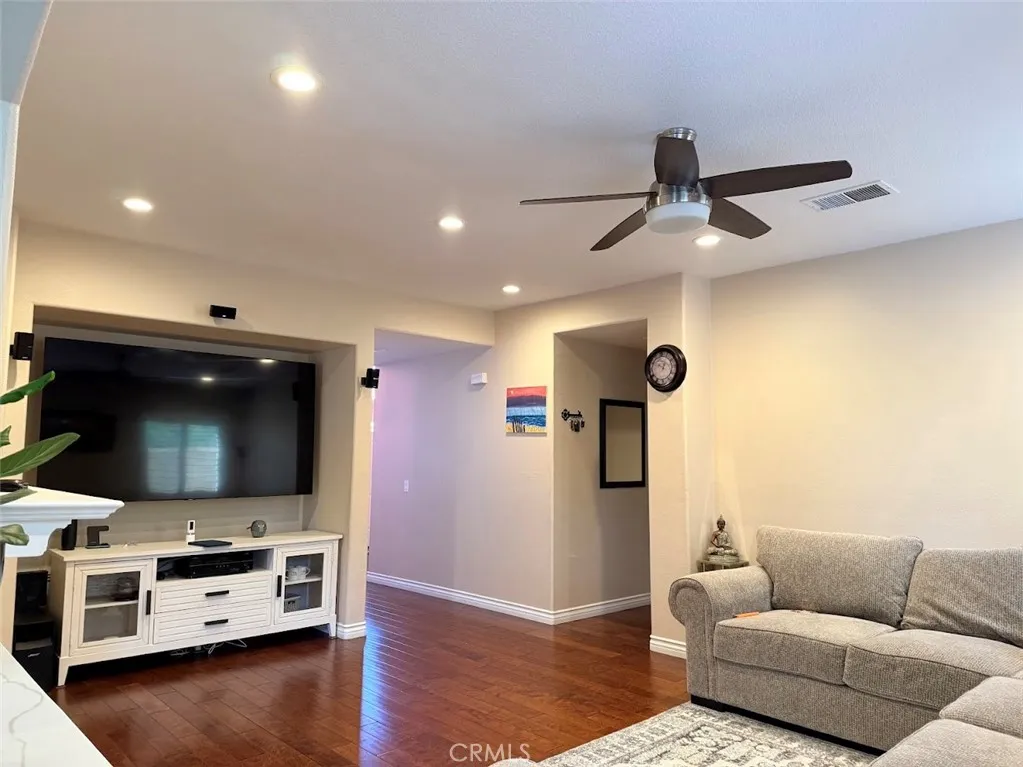 Additional image 31 of 19718 May Way, Canyon Country, CA 91351